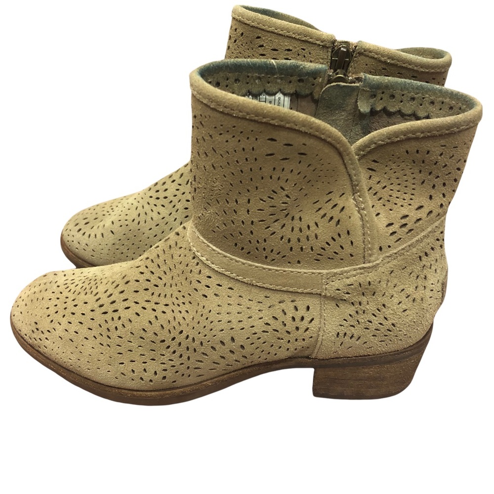 UGG Ankle Boots